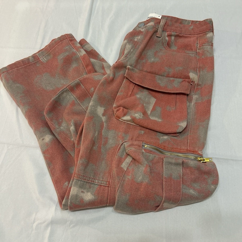 Women’s Camouflage Cargo Pants Rayon/Nylon Blend Size L